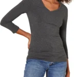 Amazon Essentials Women's 3/4 Sleeve V-Neck T-Shirt, Regular