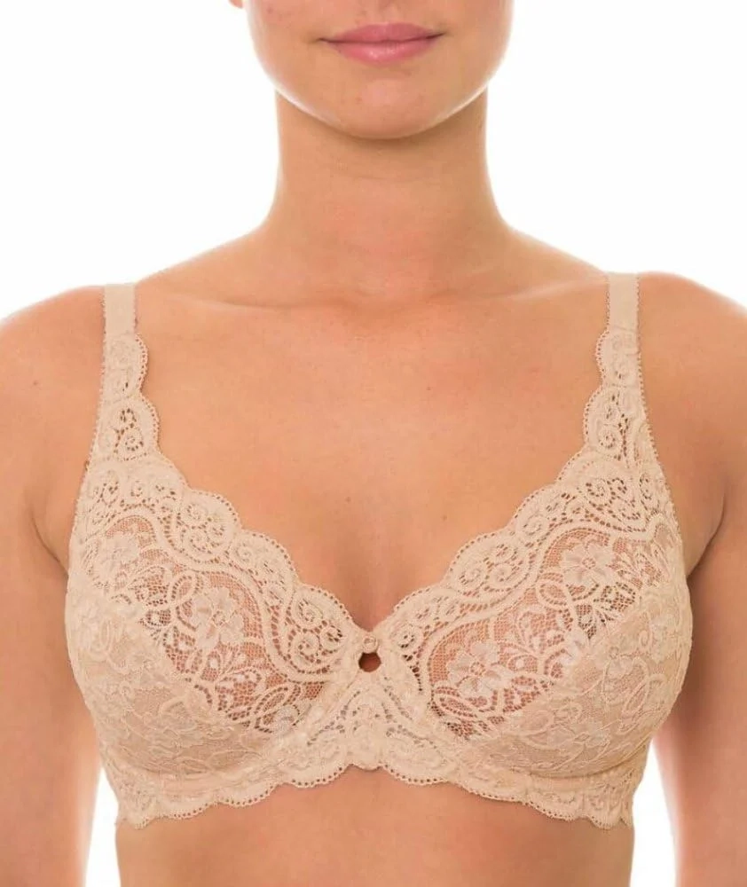 Triumph Women's Wired Padded Bra for Everyday Support and Comfort