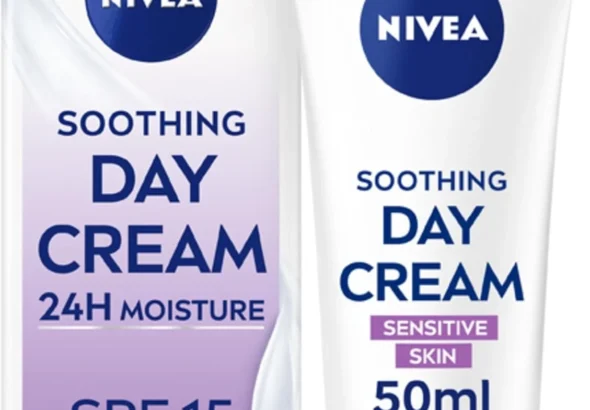 NIVEA Sensitive Day Cream SPF 15