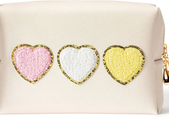 Heart Makeup Cosmetic Bag - Valentine's Day Gift Preppy Patch Cute Heart Toiletry Bag PU Leather Makeup Pouch Portable Waterproof Travel Shower Organizer Birthday Gifts for Women Girls