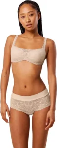 Triumph Women's Body Makeup Illusion Lace Balconette Bra