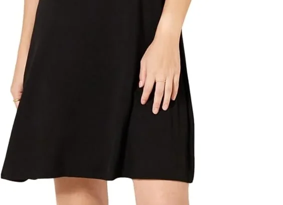 Amazon Essentials Women's Short-Sleeved Scoop Neck Swing Dress (Available in Plus Sizes)