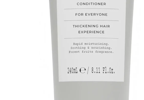 Nanogen Thickening Conditioner 240ml - With anti-ageing hyaluronic acid to moisturise and Hair Growth Ingredients to maintain healthy hair growth.