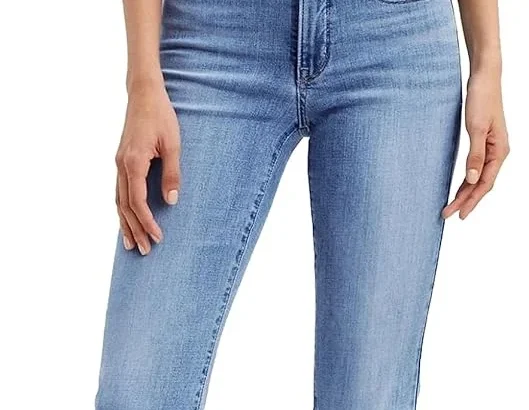 Levi's Women's 315 Shaping Bootcut Jeans