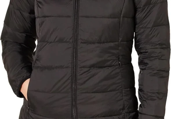 Amazon Essentials Women's Lightweight Water-Resistant Packable Hooded Puffer Coat (Available in Plus Size)