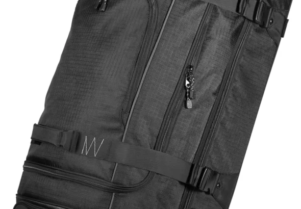 Amazon Basics Rolling Travel Duffel Bag, 137L, Lightweight and Durable Trolley in Ripstop Fabric, Large Capacity with Telescopic Handle, Ideal for Travel, Work, and Leisure, Black