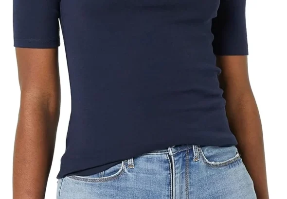 Amazon Essentials Women's Slim-Fit Half Sleeve Square Neck T-Shirt