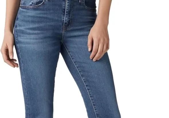 Levi's Women's Plus Size 726 High Rise Flare Jeans