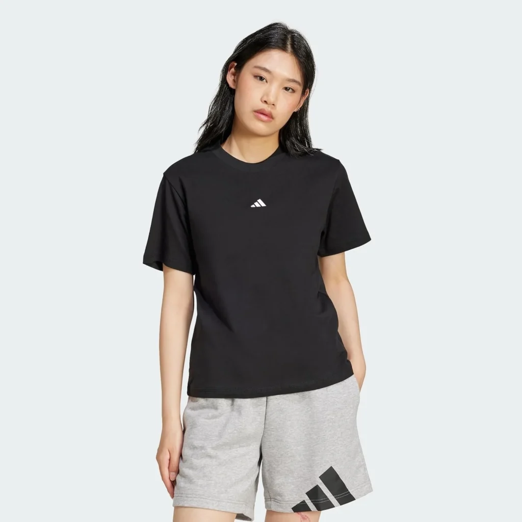 adidas Women's Essentials Small Logo Cotton T-Shirt T-Shirt (Pack of 1)