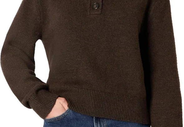 Amazon Essentials Women's Relaxed-Fit Button Collar Jumper