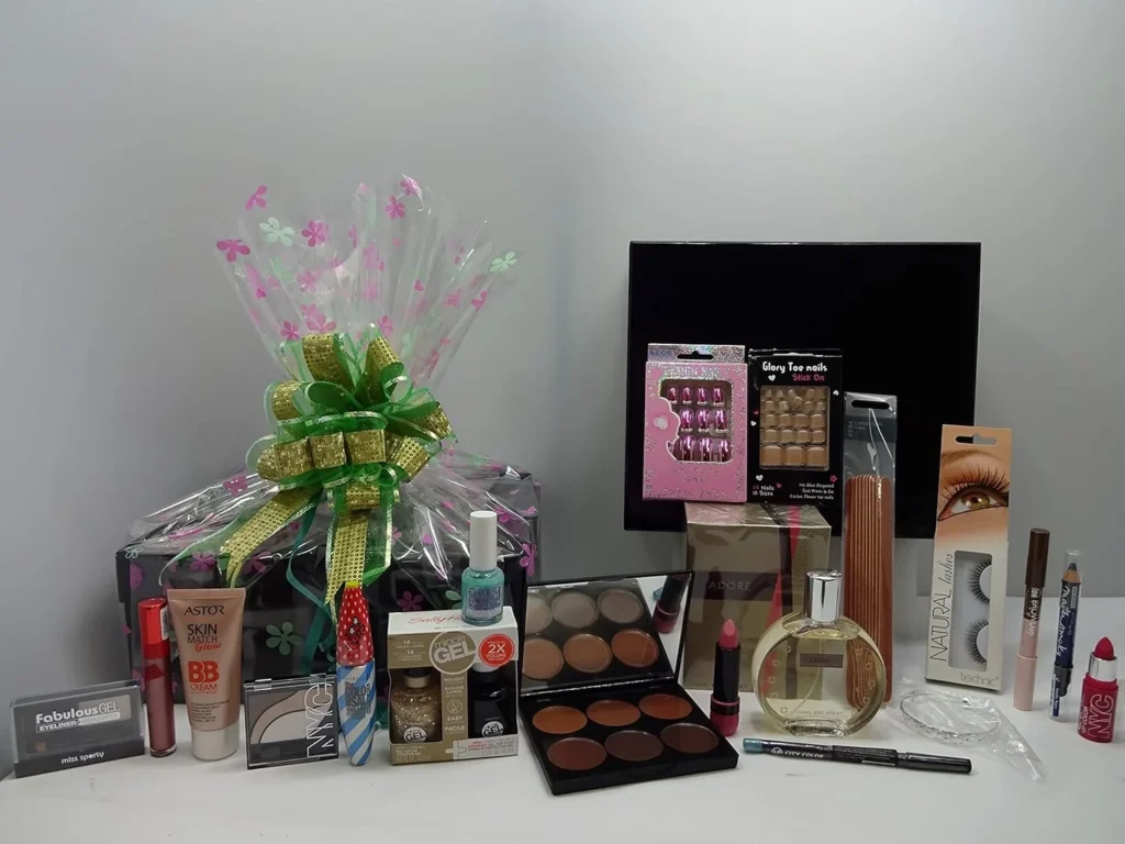 Silver Gift Hamper For Her, Luxury Perfume & Make Up Beauty Bundle Gift Box Gift Hamper For Her