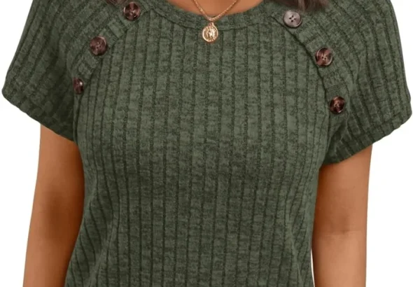 AUTOMET Women's Short Sleeve Shirt with Decorative Buttons